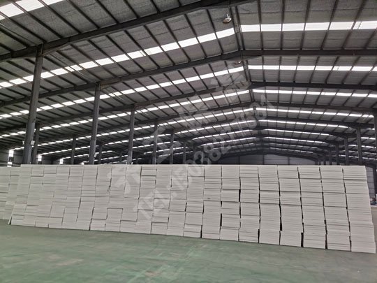 水泥发泡保温板使用时不得忽视的2个问题 水泥发泡保温板使用时不得忽视的2个问题
