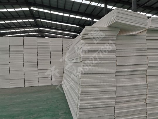 聚氨酯外墙保温施工技术方案 聚氨酯外墙保温施工技术方案